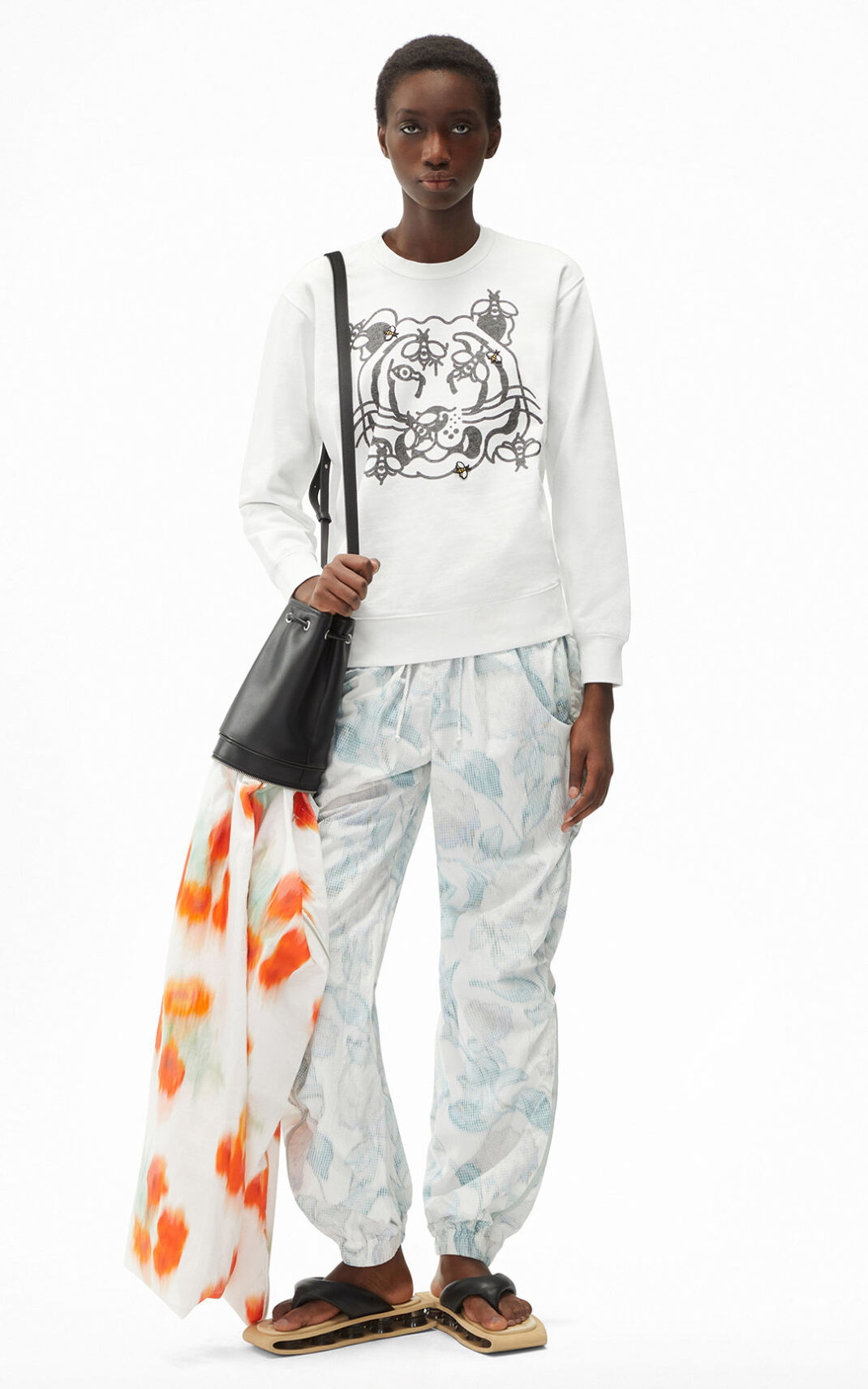 Sweatshirt Kenzo Bee a Tiger Feminino - Branco | 653WIQBNJ